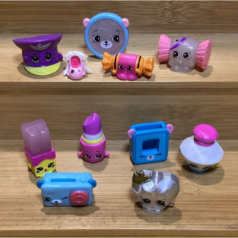 Shopkins Exclusive Figures Lot Of 11 Actual Pieces In Photos Moose Toys
